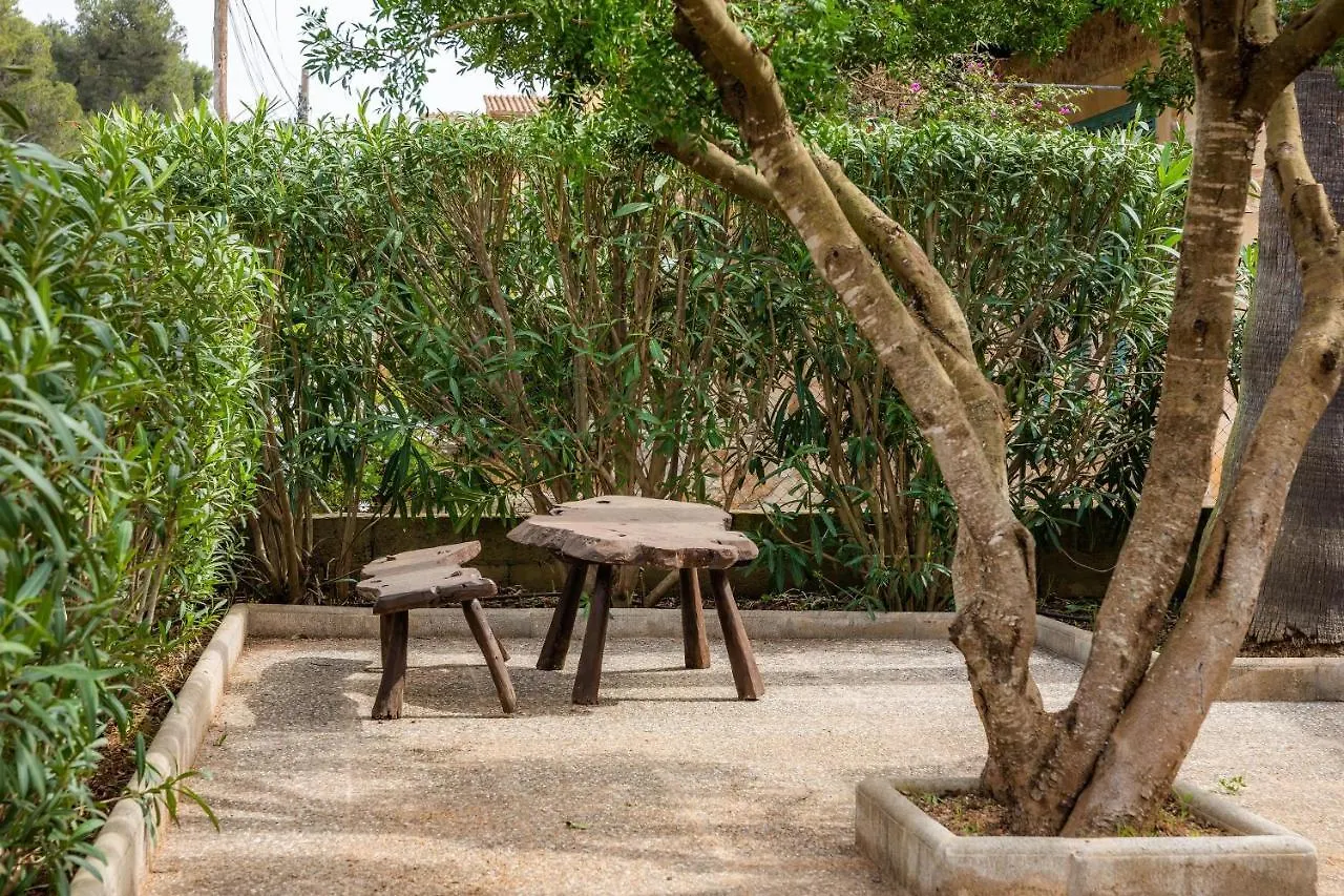 فيلا Casa Isabel Y Mateo Cala de Sant Vicenc 0*,  إسبانيا